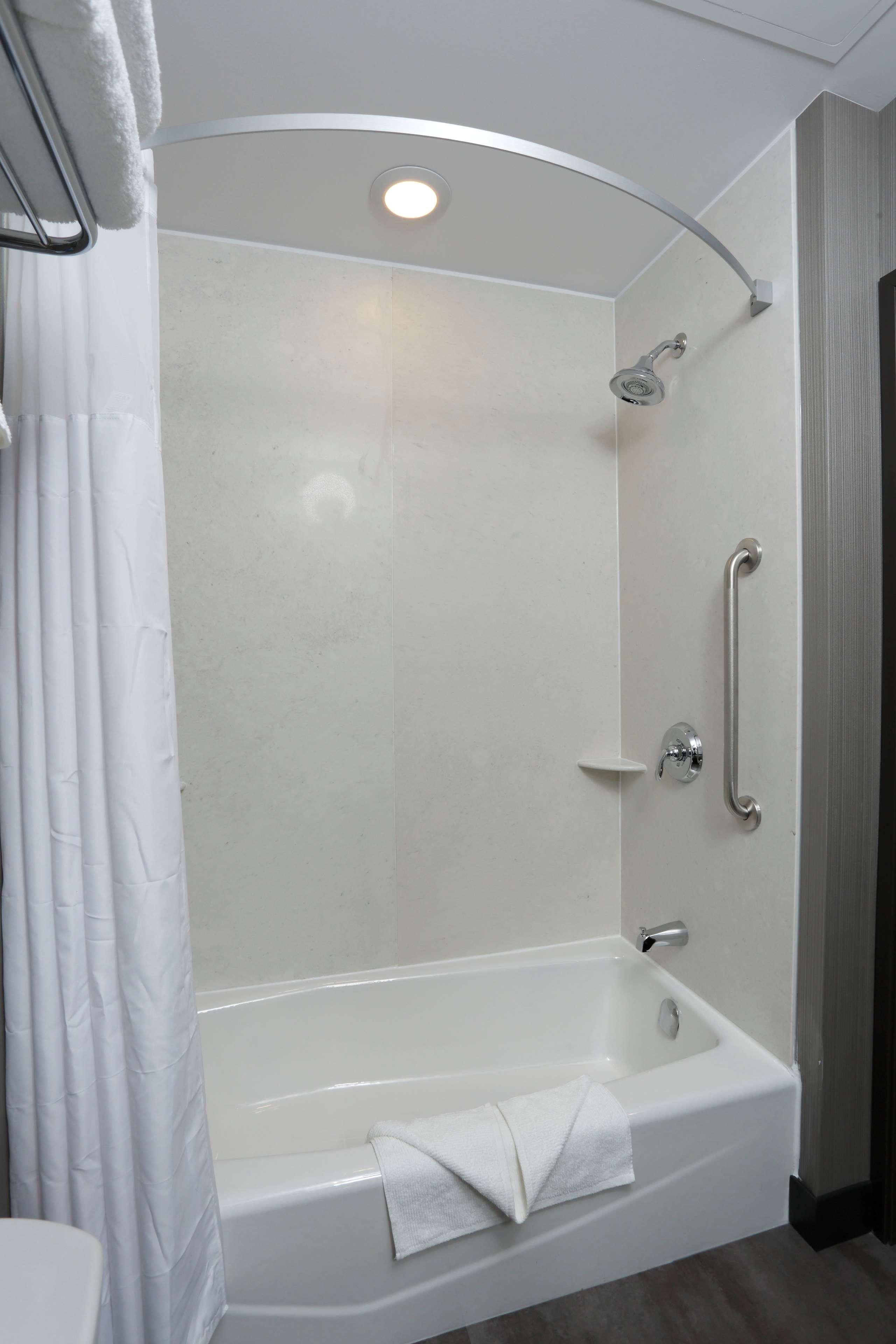 Best Western Plus East Side Саскатун Экстерьер фото