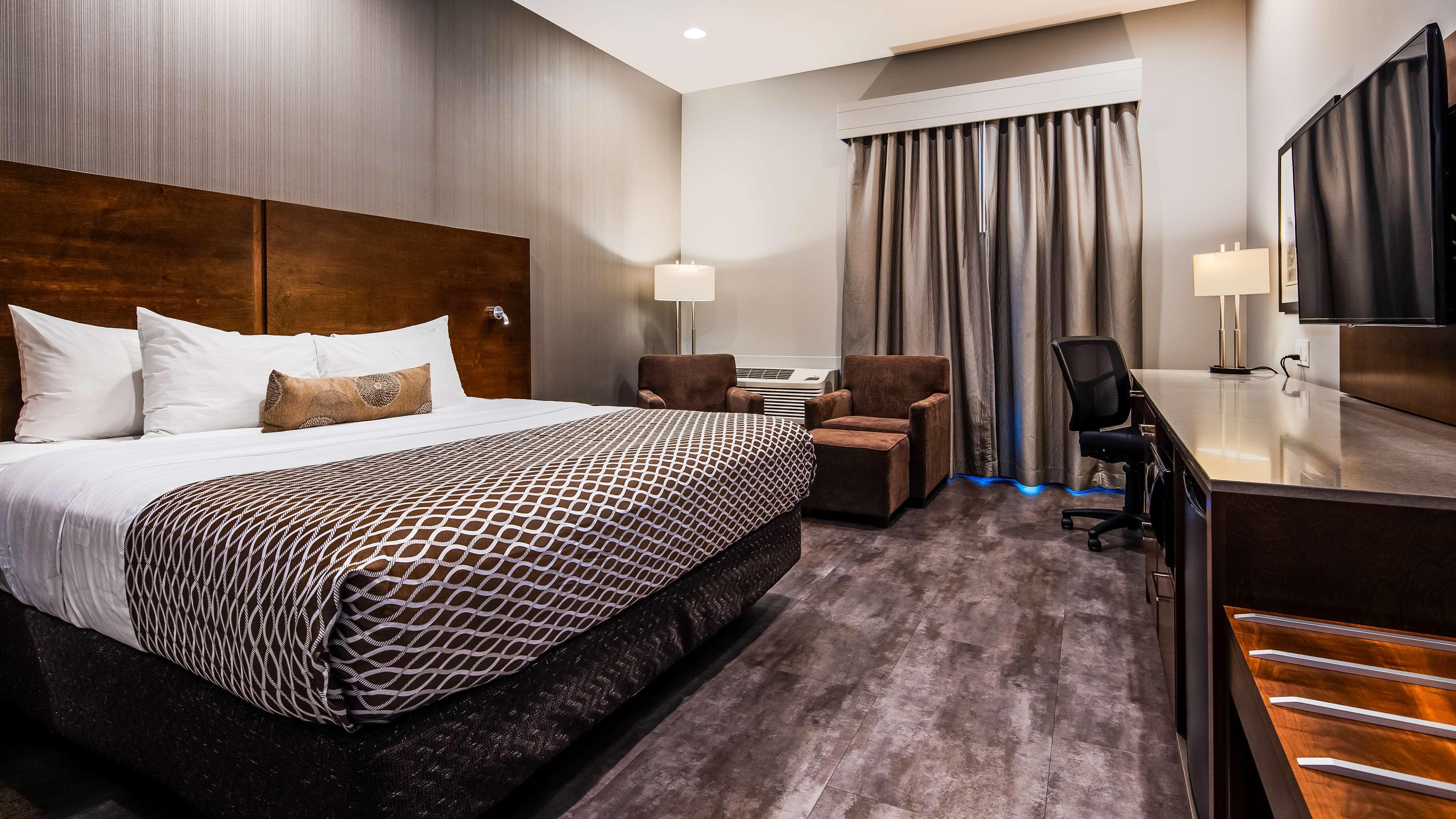 Best Western Plus East Side Саскатун Экстерьер фото